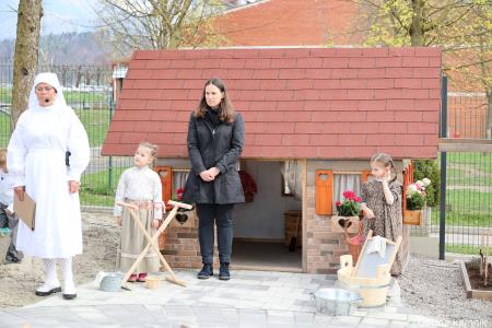 Čarobne zgodbe slovenskih vasi  (13)